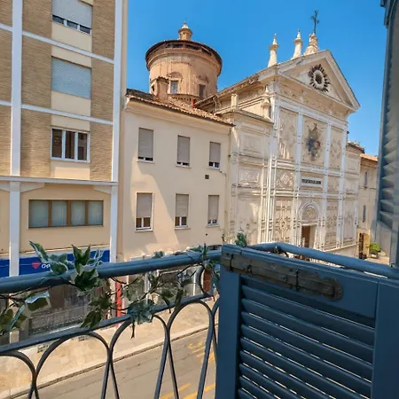 Timeless Deluxe Cinema Appartement Parma